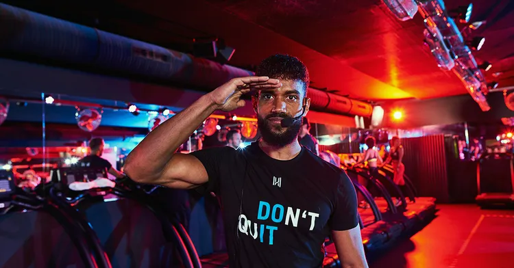 Urban Heroes: Run Your ♥ Out