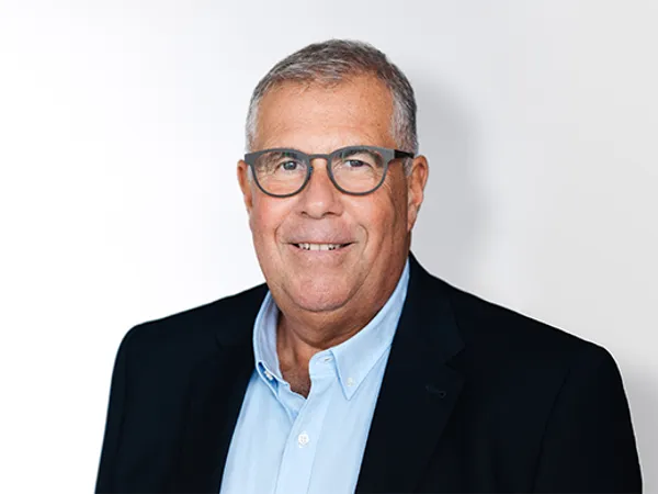 Portrait von Dr. Stefan Frings, Partner und Head of Strategy bei enomyc