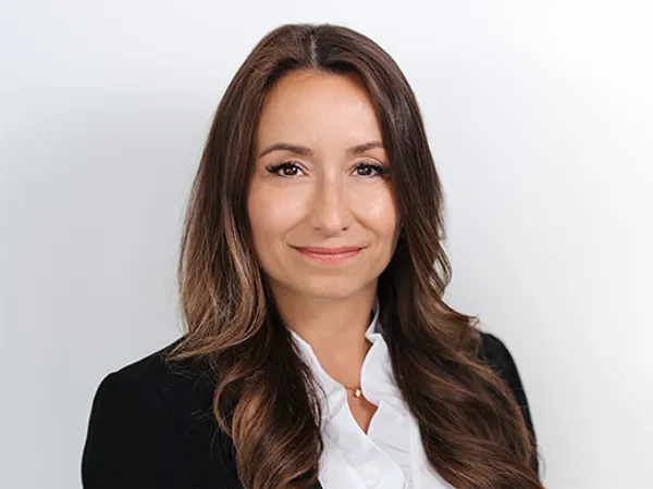 Portrait von Anne Rienecker, Head of People Advisory bei enomyc